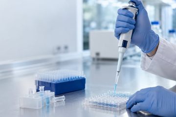 O que é pipetagem e por que a técnica exige precisão? 